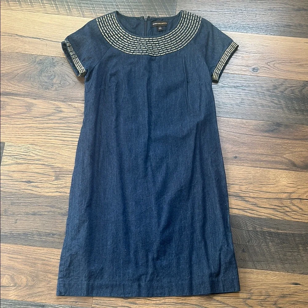 Elegant Blue Denim Dress with Embroidered Accents - Picture 1 of 3